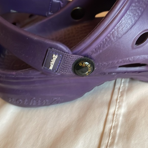 Nothinz Adult Clogs Purple - Picture 7 of 12